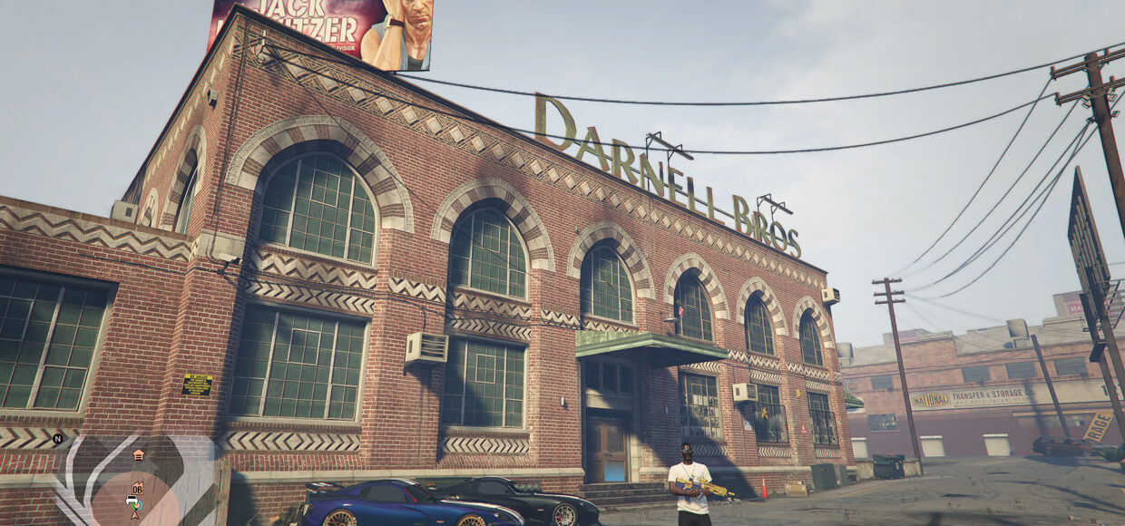 Xavi przed Fabryka Darnell Bros w GTA Online